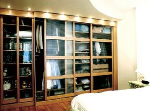 Универсальная конструкция: в одном лице шкаф и перегородка